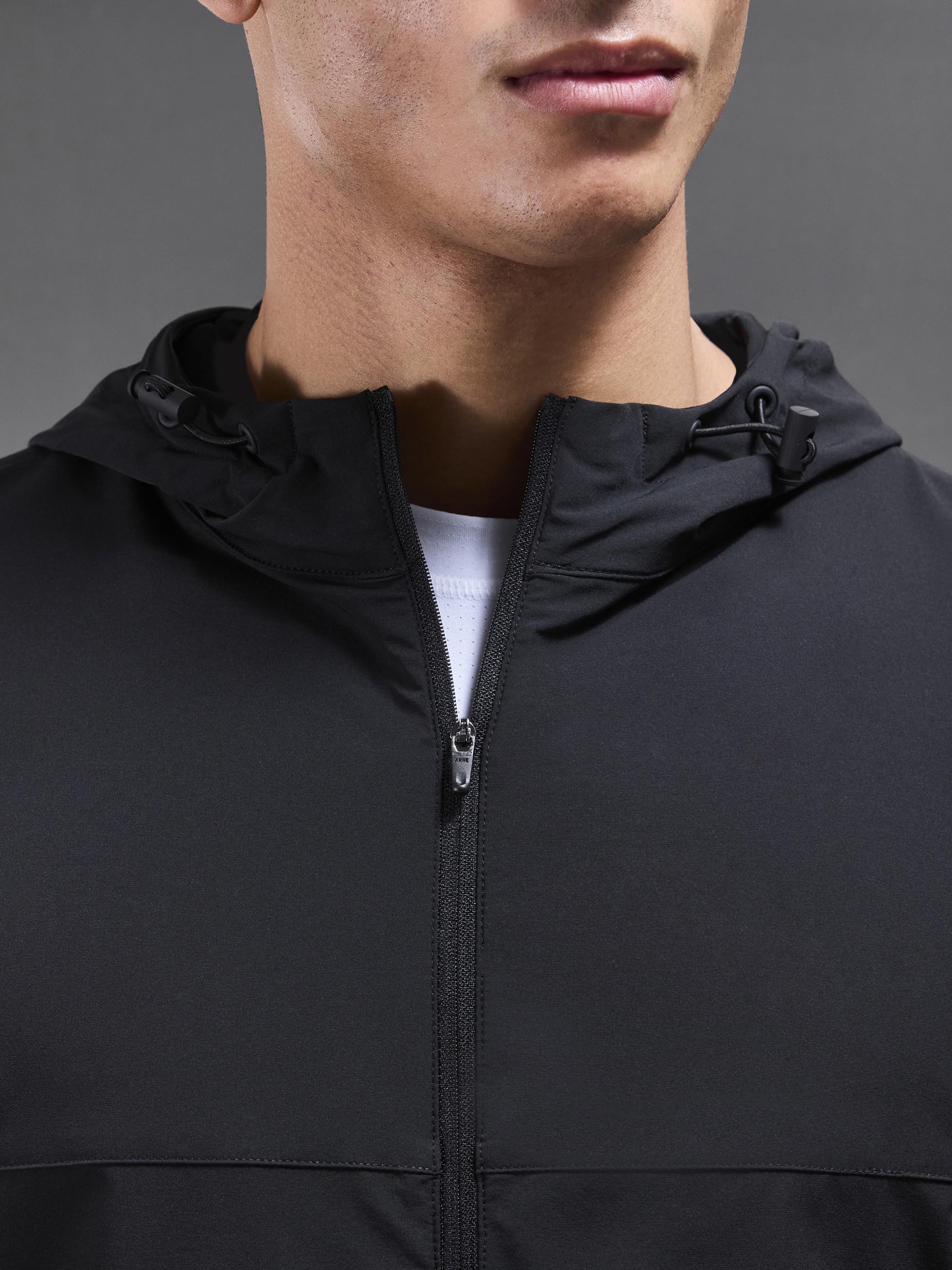 Active Windbreaker in Black - Image 5