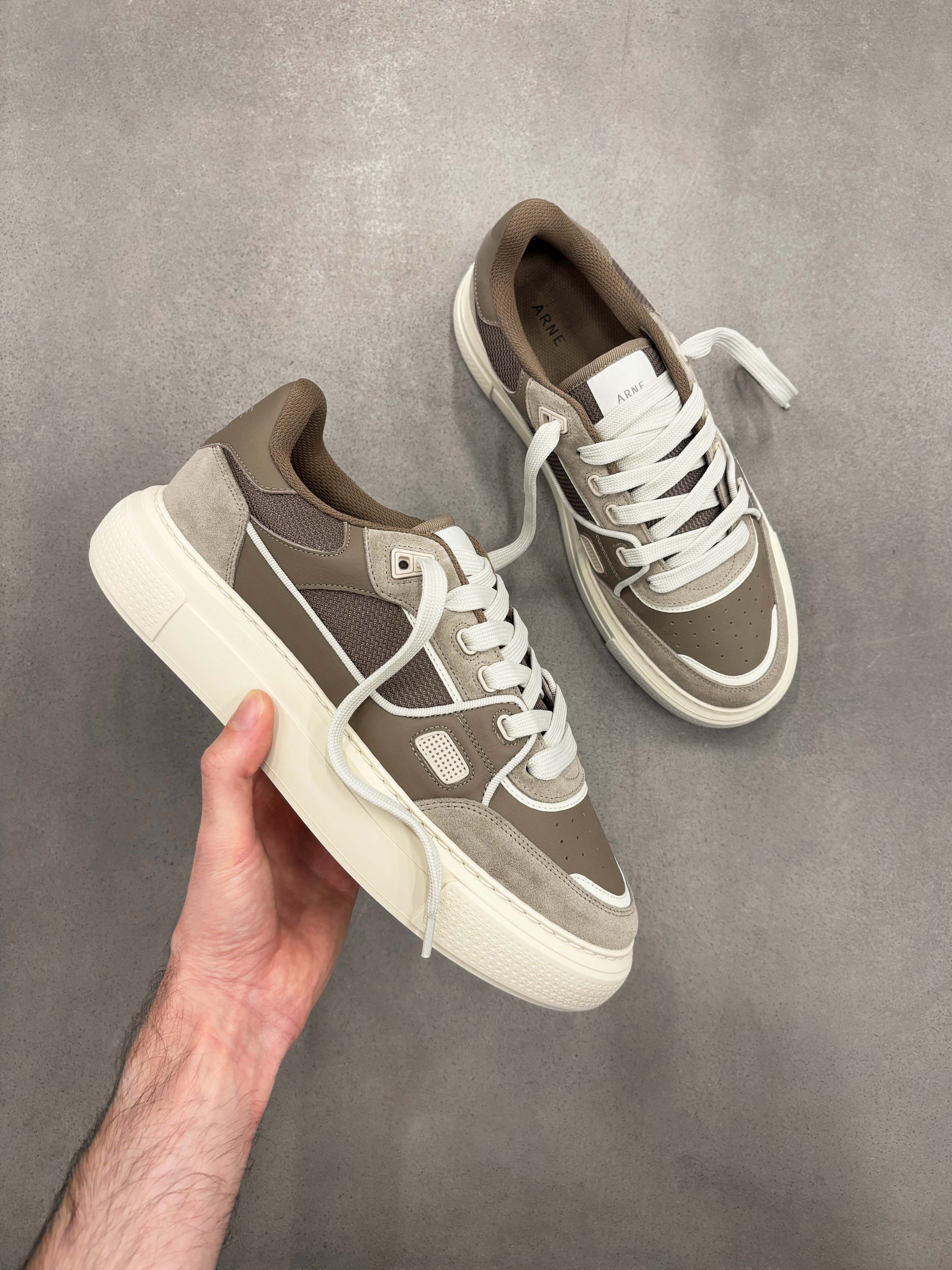 Atlas Trainer in Taupe - Image 6