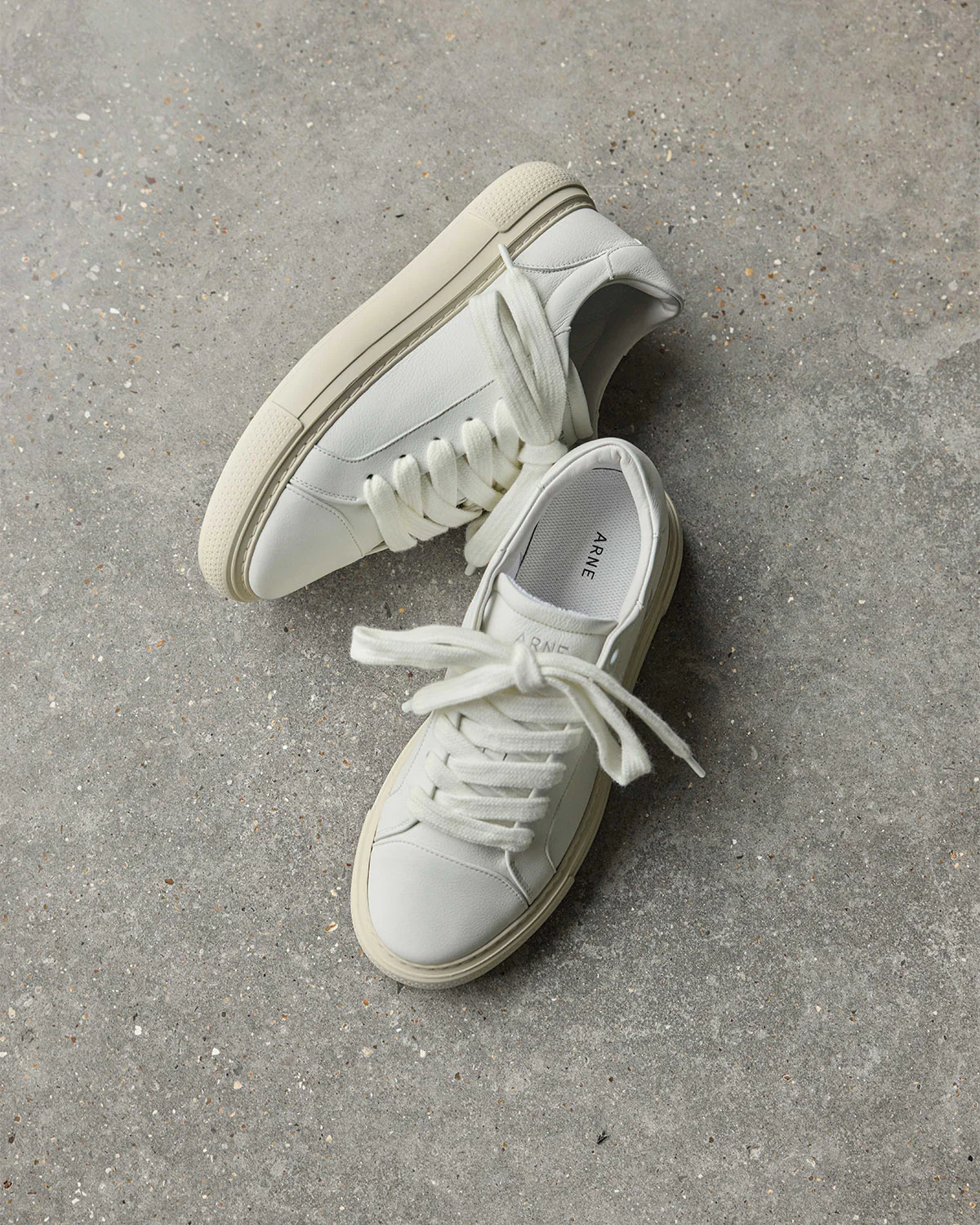 Chunky Essential Trainer in White Beige - Image 2