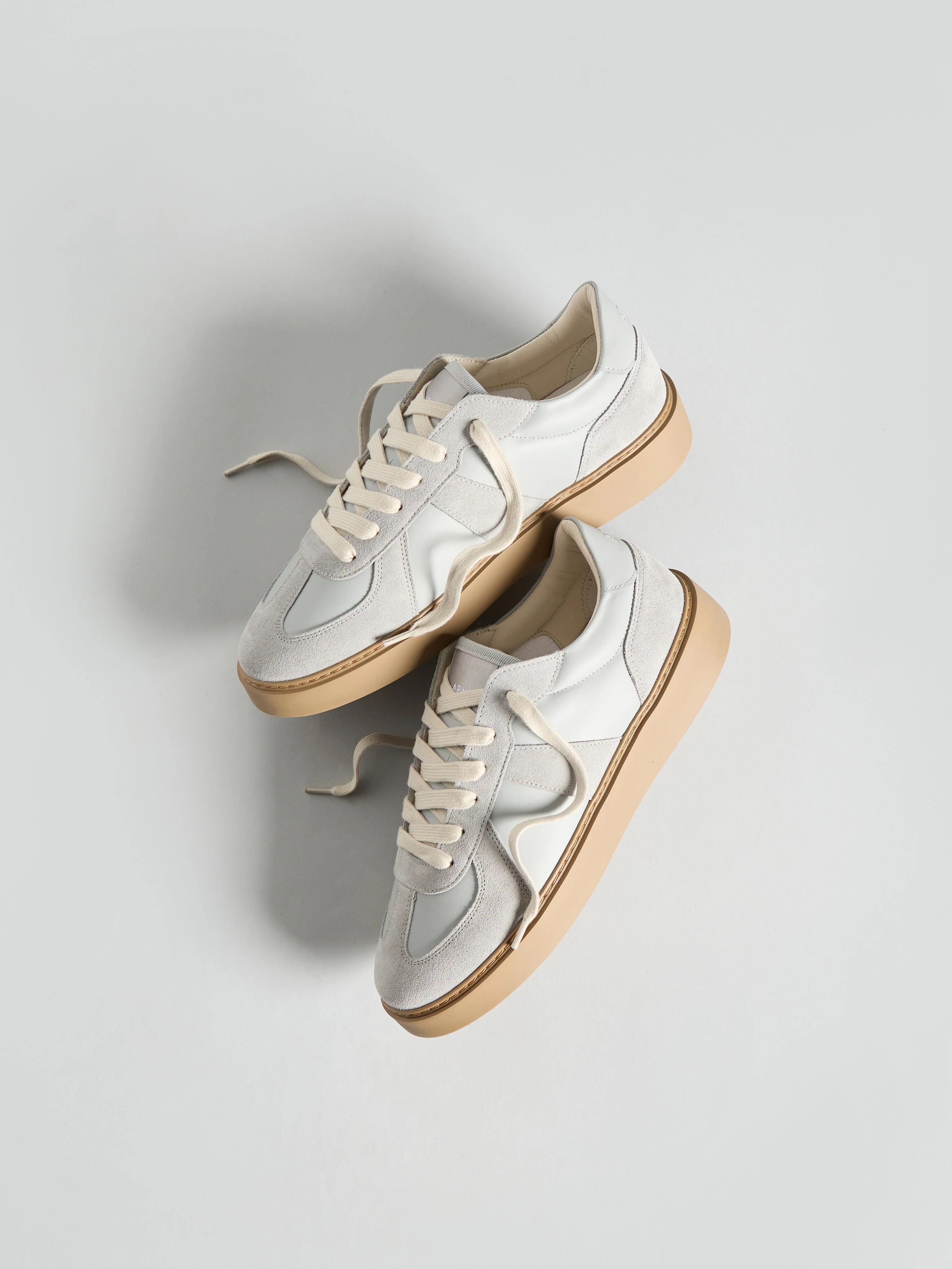 Classic Court Trainer in Grey Gum - Image 2