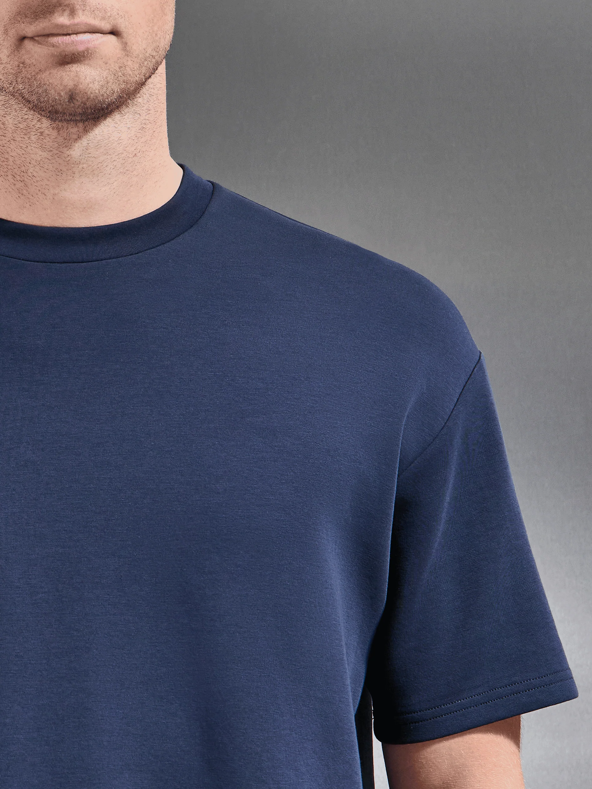 Everyday Luxe Relaxed T-Shirt in Navy - Image 4
