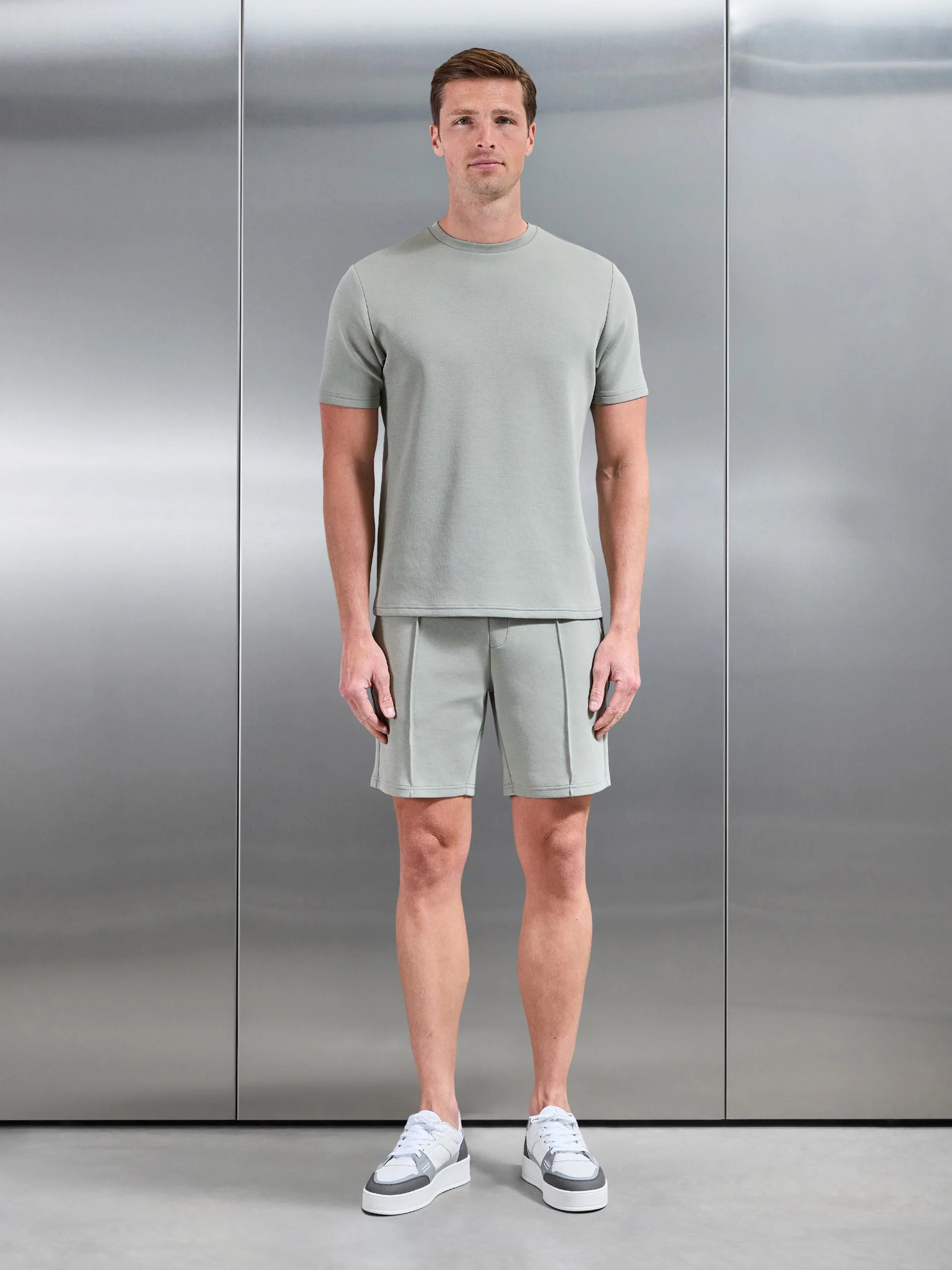 Everyday Luxe Short in Light Sage - Image 2