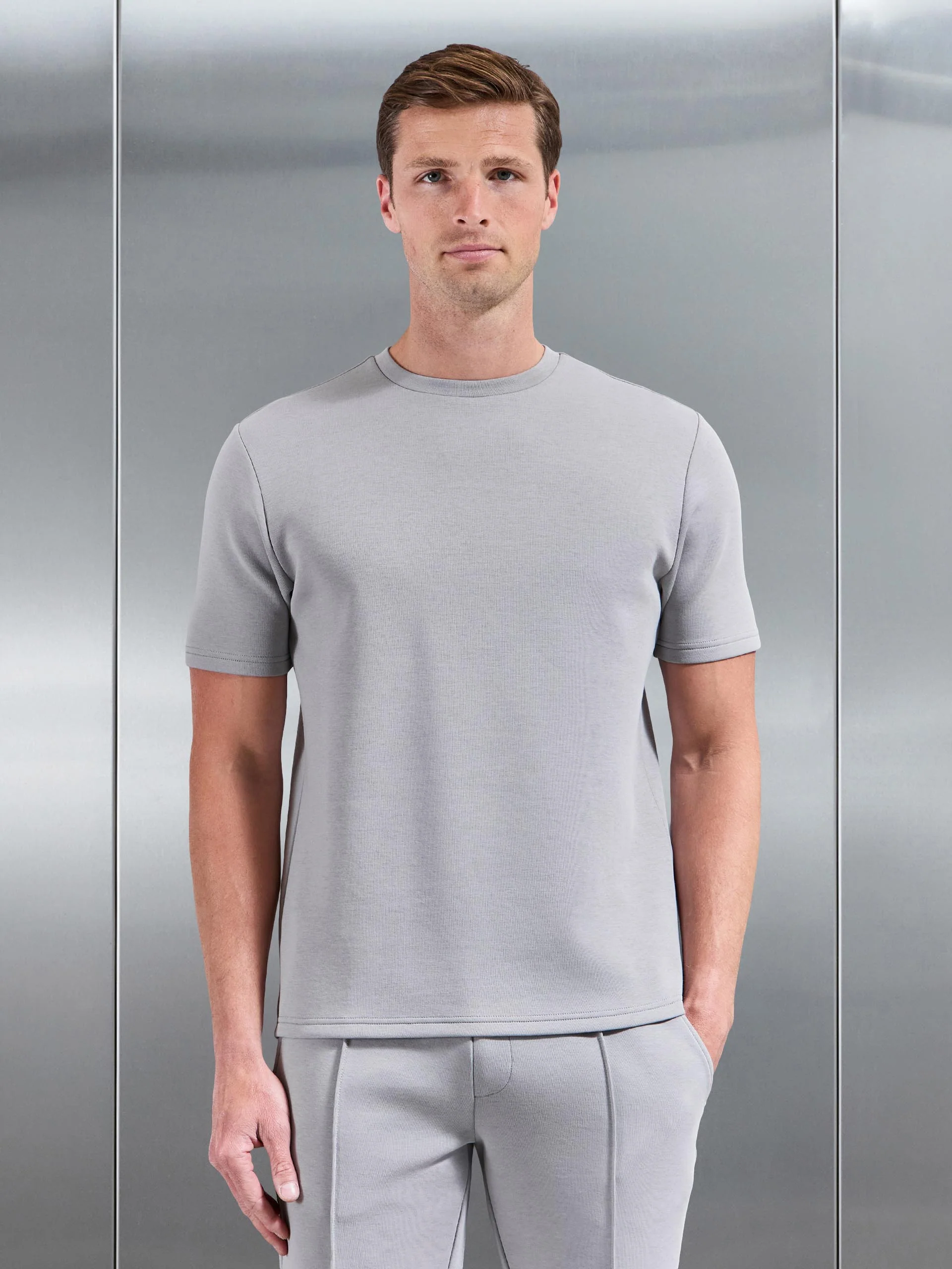 Everyday Luxe T-Shirt in Mid Grey
