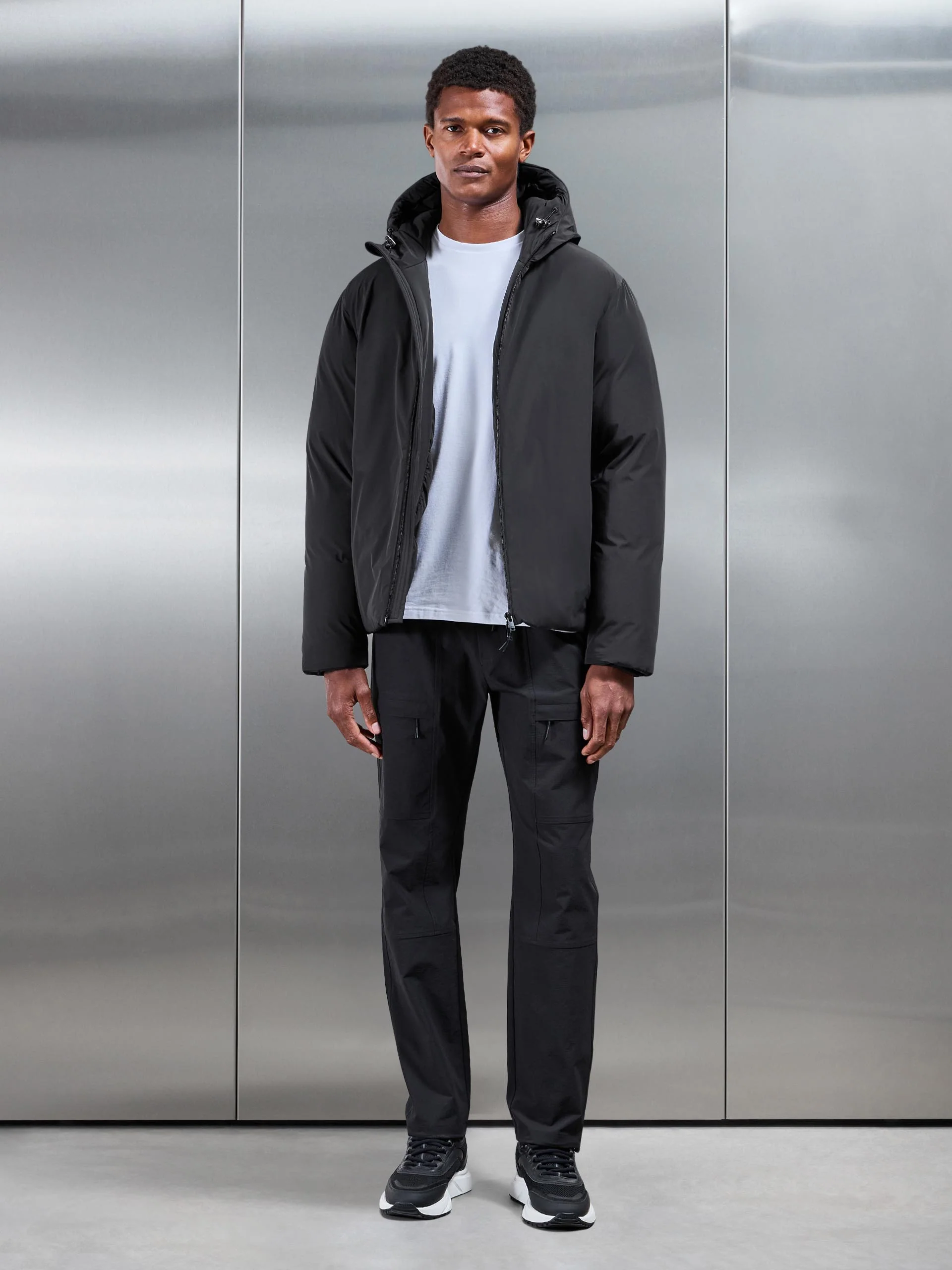 Hooded Puffer Jacket in Black - Image 2