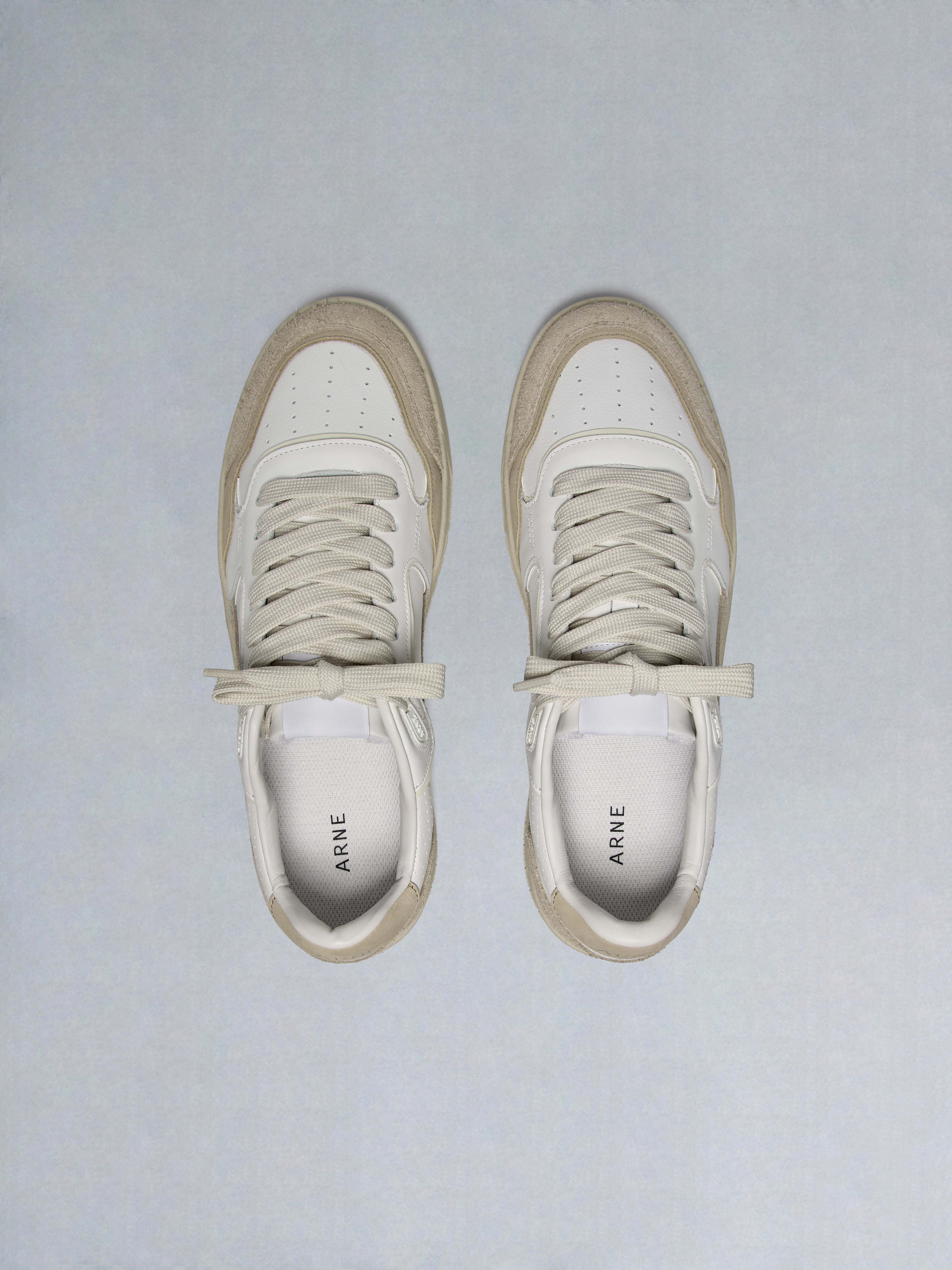 Hoop Trainer in White Beige - Image 4