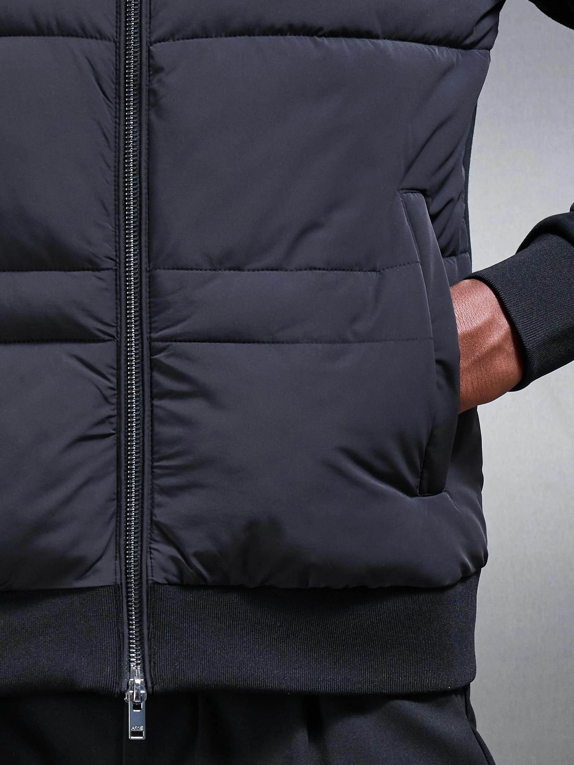Hybrid Panel Puffer Jacket in Black - Image 5