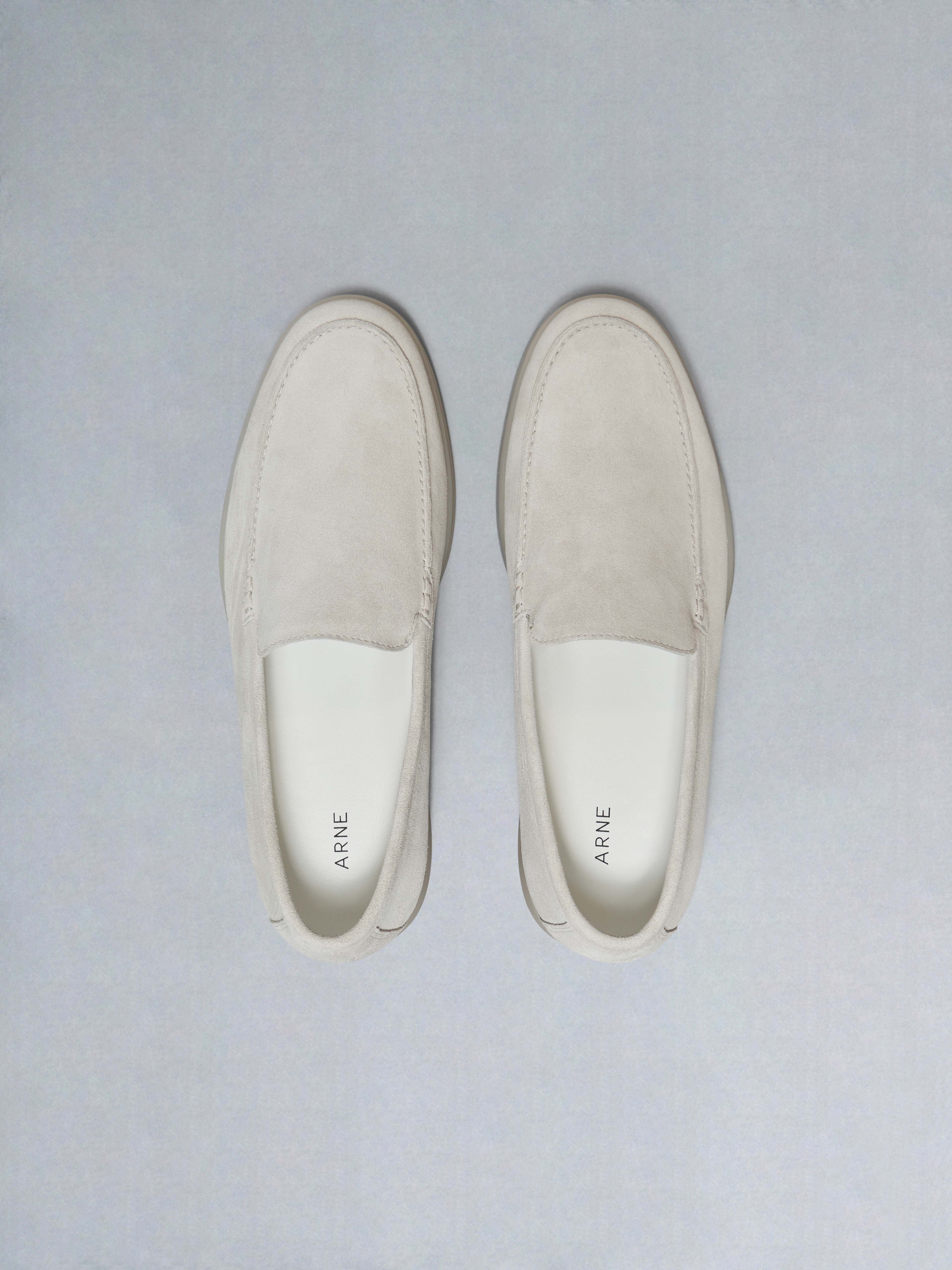 Low Loafer in Stone - Image 5