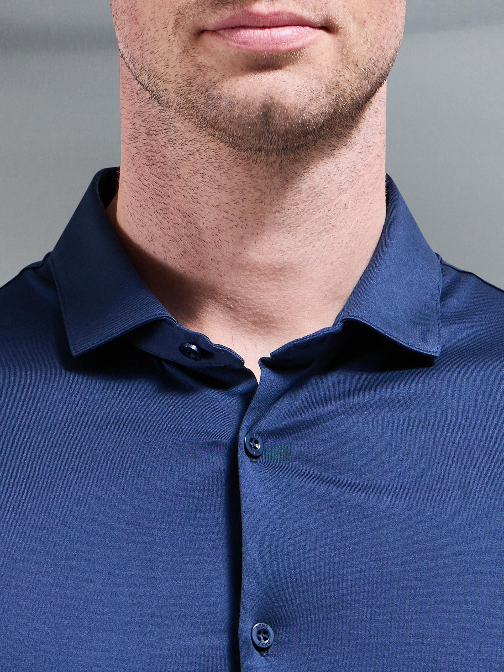 Mercerised Cotton Short Sleeve Shirt in Navy - Image 3