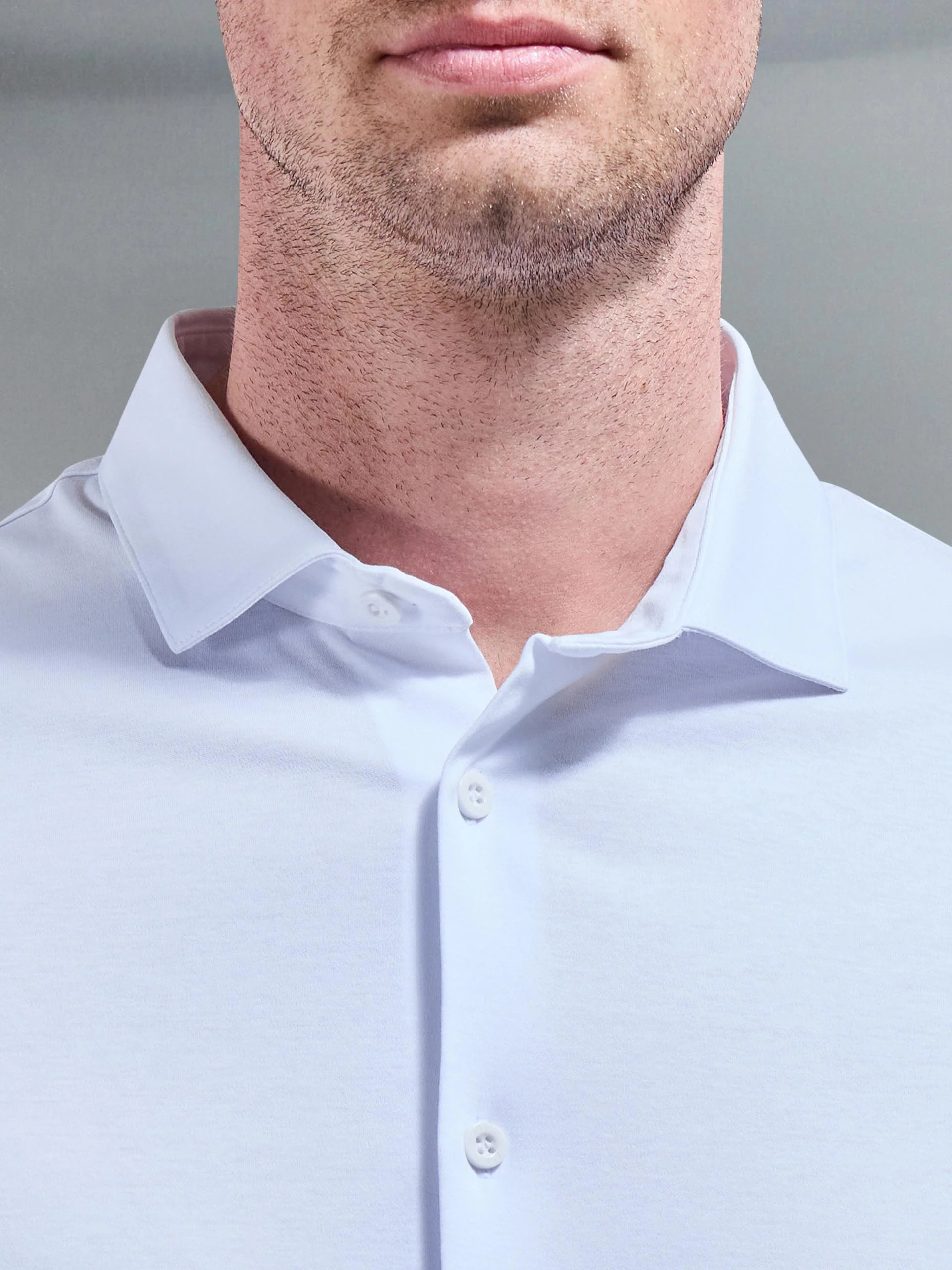 Mercerised Cotton Short Sleeve Shirt in White - Image 3