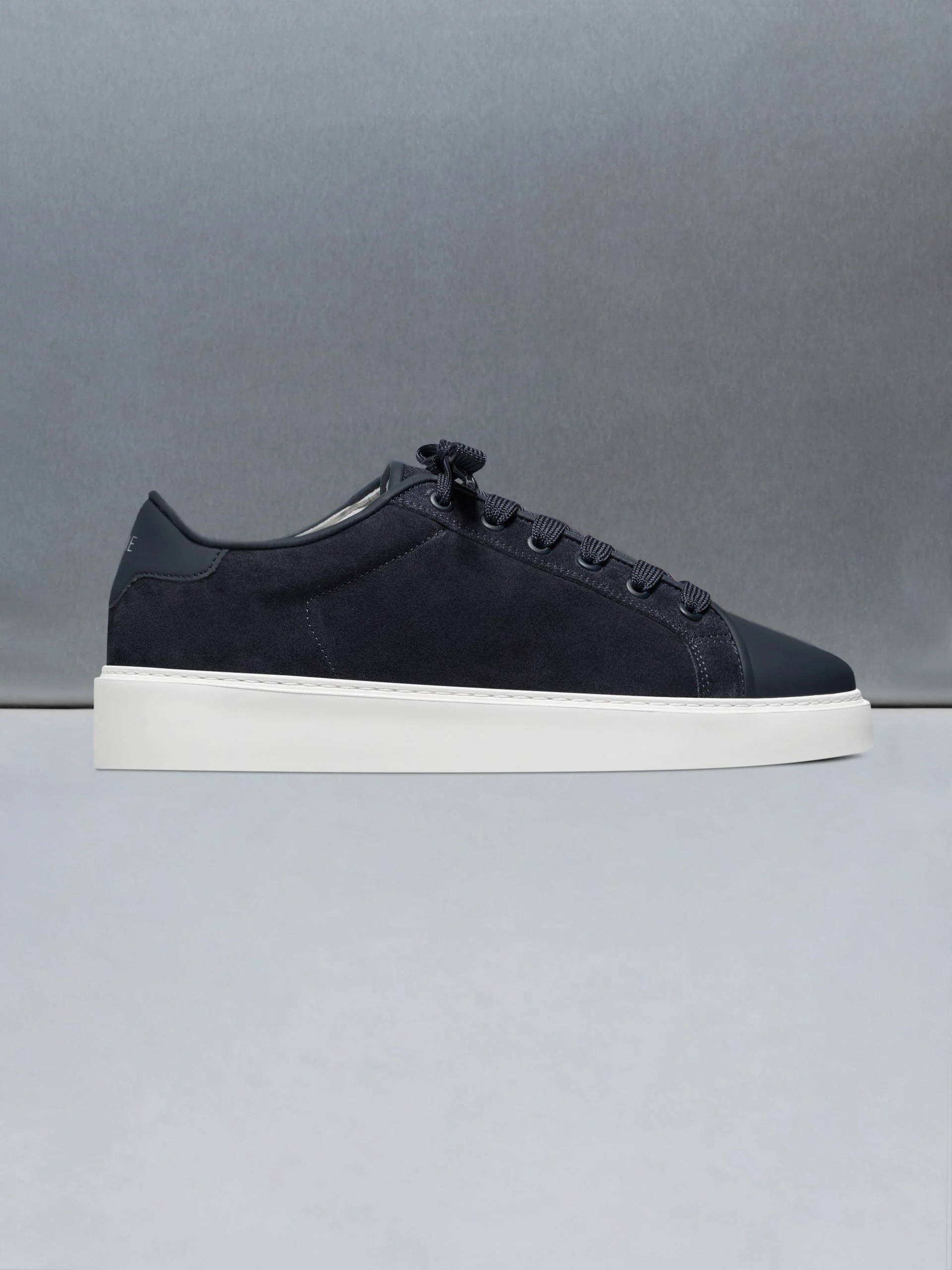 Mid Leather Toe Cap Trainer in Navy