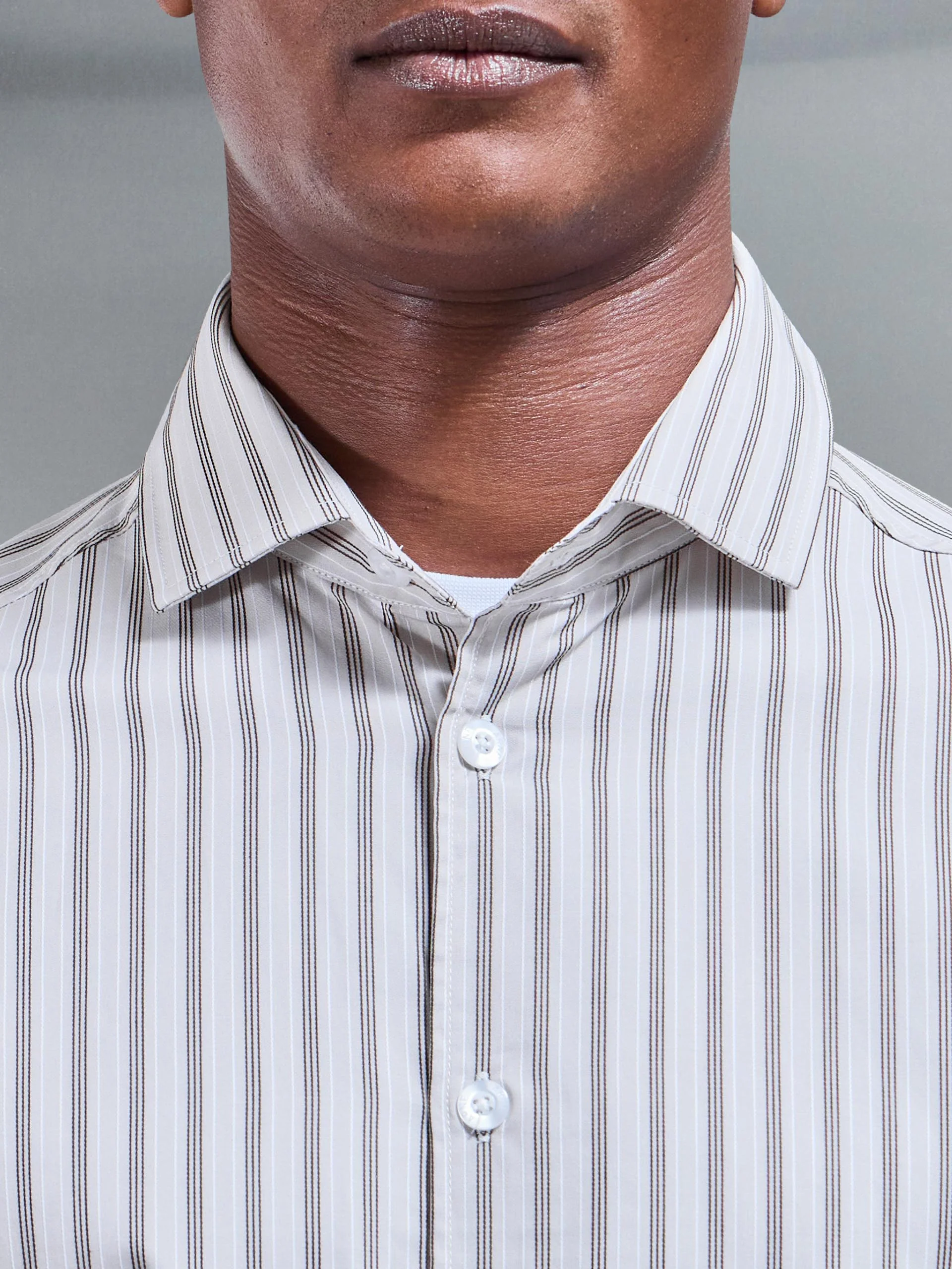Resort Stripe Shirt in Stone - Image 4