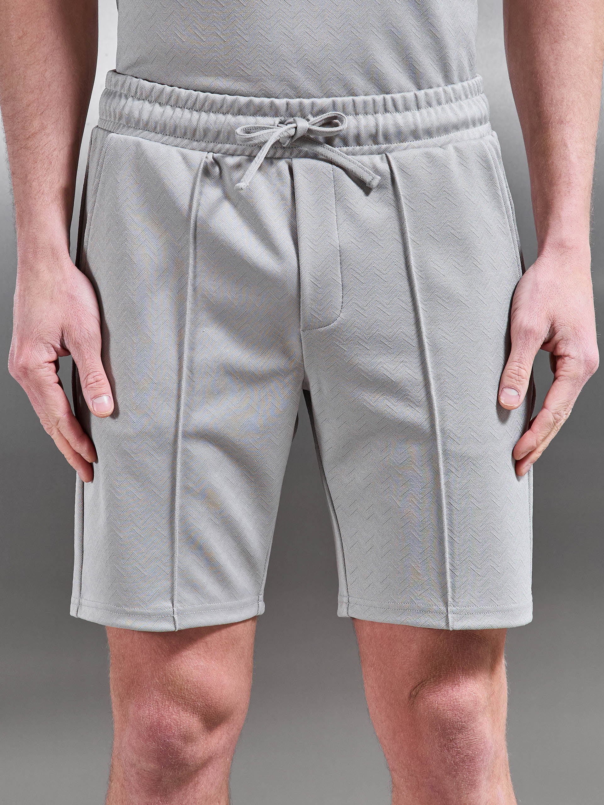 Textured Interlock Short in Stone - Image 4
