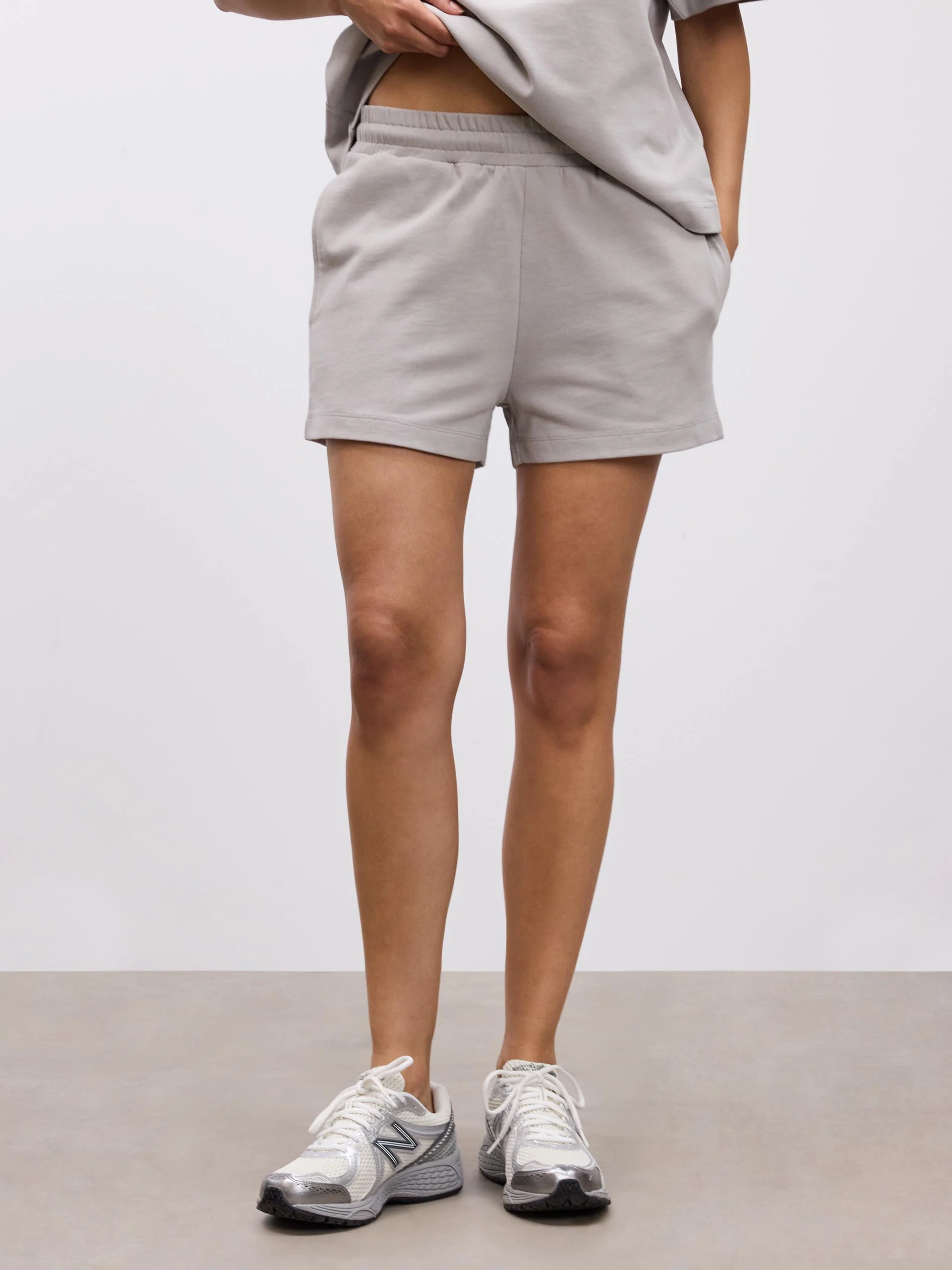 Womens Brushed Relaxed Short in Stone