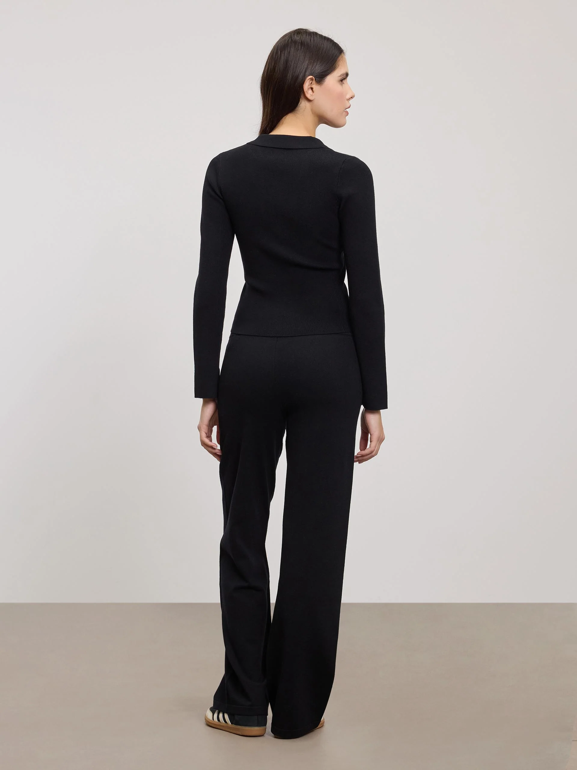 Womens Light Knit Straight Leg Jogger in Black - Image 4