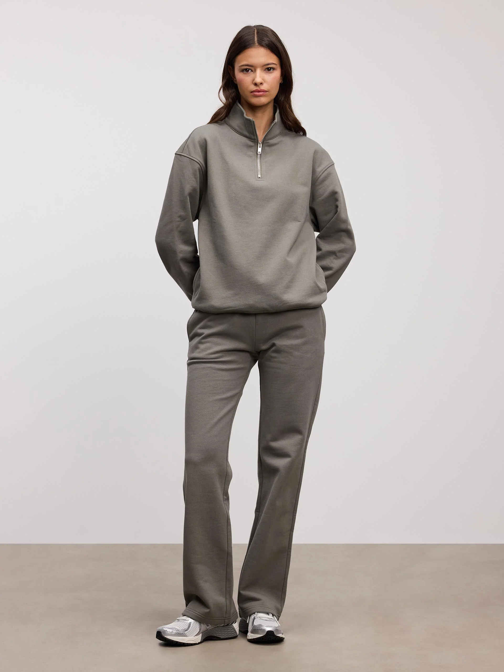 Womens Relaxed Jersey Straight Leg Jogger in Sage - Image 2