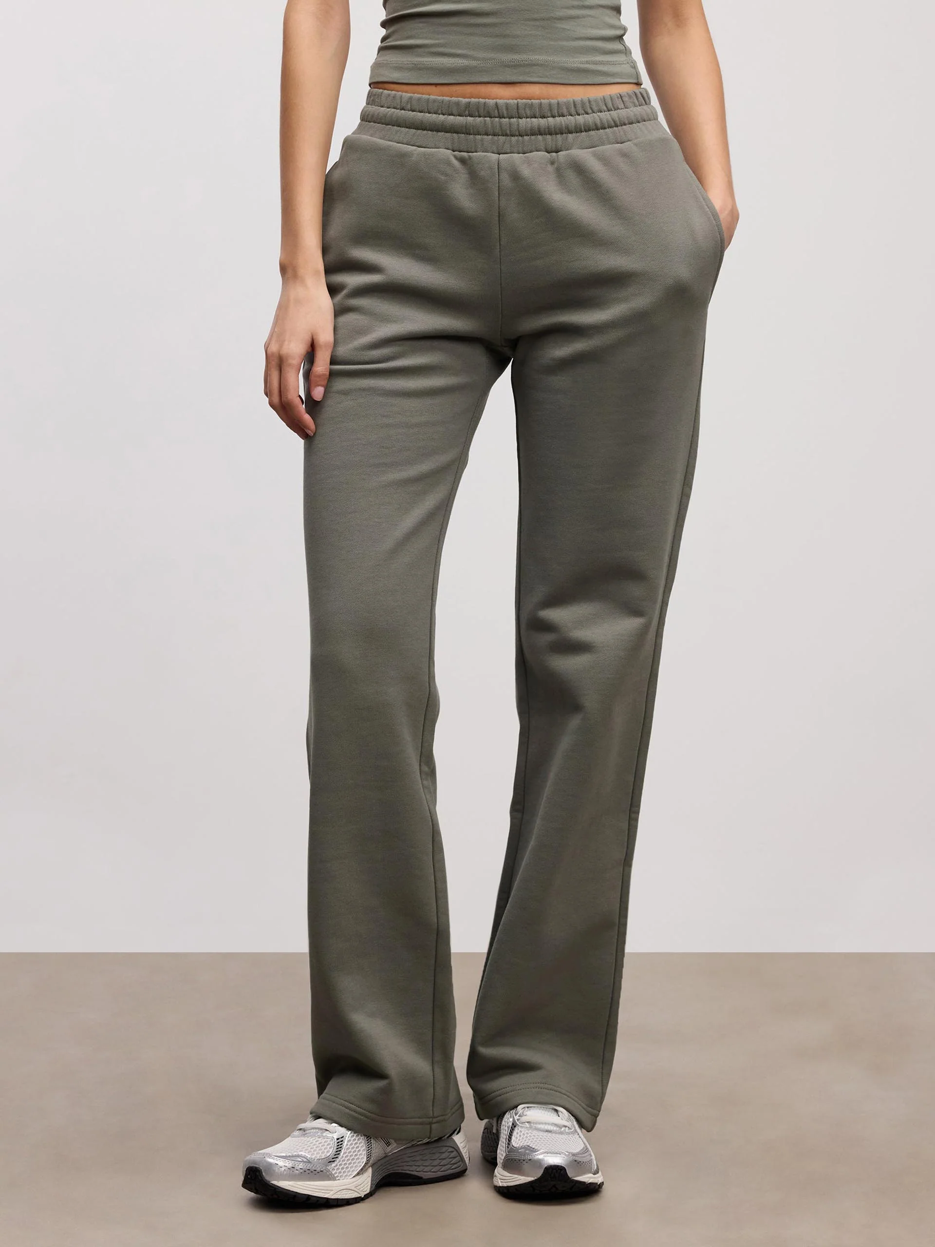 Womens Relaxed Jersey Straight Leg Jogger in Sage - Image 4